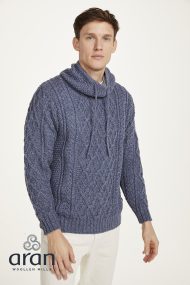 Gemütlicher Aran-Pullover mit Kordelzug