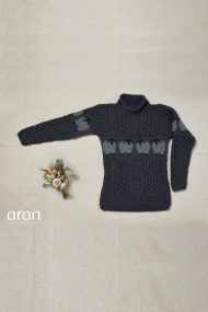 Damenpullover mit Schafmotiven – Bild 2