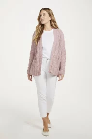 Kastenstrickjacke mit Gittermuster und Seitenschlitzen – Bild 3