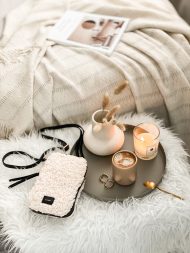 <span>CASSIA Phone Bag</span> - <span>Shearling</span> – Bild 4