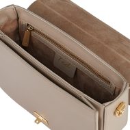 <span>Handtasche mit «Signature»-Verschluss</span> - <span>Taupe</span> – Bild 6