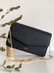 <span>TILIA Clutch oder Umhängetasche</span> - <span>Schwarz</span>