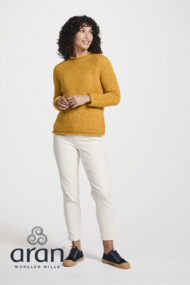 Rundhalspullover für Damen mit gerolltem Kragen und Raglanärmeln – Gelb - Image 4