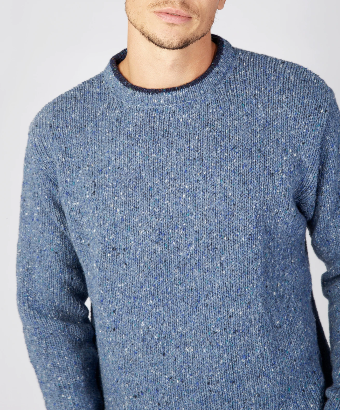 Roundstone_Sweater_Men_Original_2 Rundhalspullover «Roundstone» – Denimblau – Bild 1