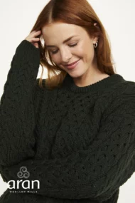 Klassischer Aran-Pullover – Dunkelgrün (Unisex) – Bild 2