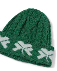 Mütze mit Kleeblattmotiv – Grün/Weiss - Image 2