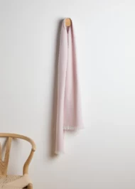 Schal aus Lammwolle – Rosa und Silber – Bild 3